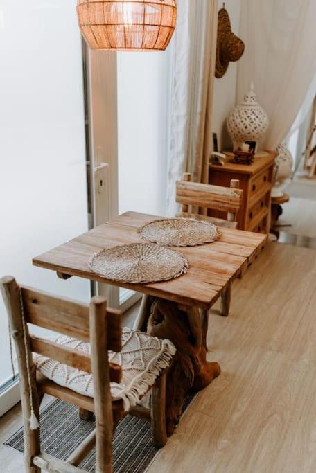 Suite De Charme Avec Jacuzzi Et Cabine Infrarouge Tubize Zewnętrze zdjęcie