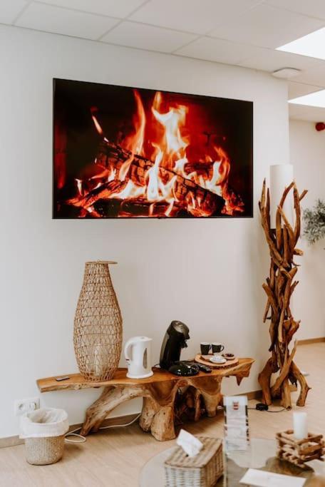 Suite De Charme Avec Jacuzzi Et Cabine Infrarouge Tubize Zewnętrze zdjęcie